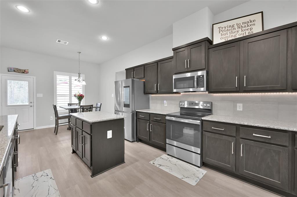 9737 Waller Street, Conroe, Texas image 7