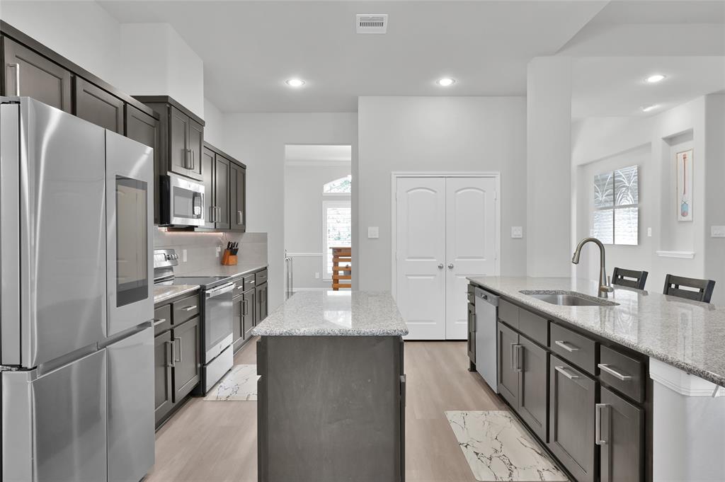 9737 Waller Street, Conroe, Texas image 9