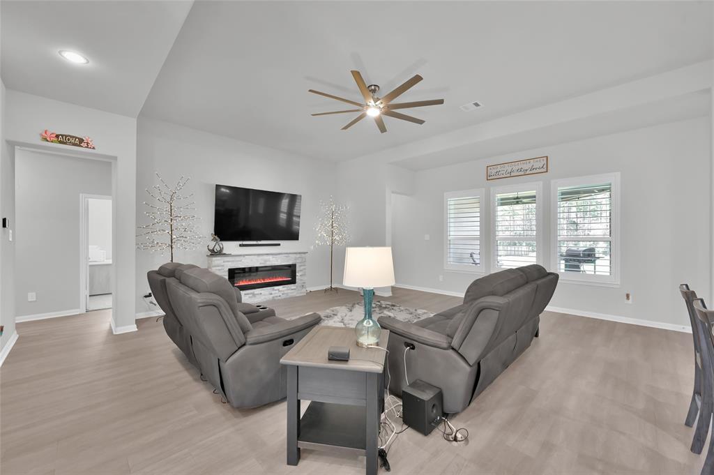 9737 Waller Street, Conroe, Texas image 14