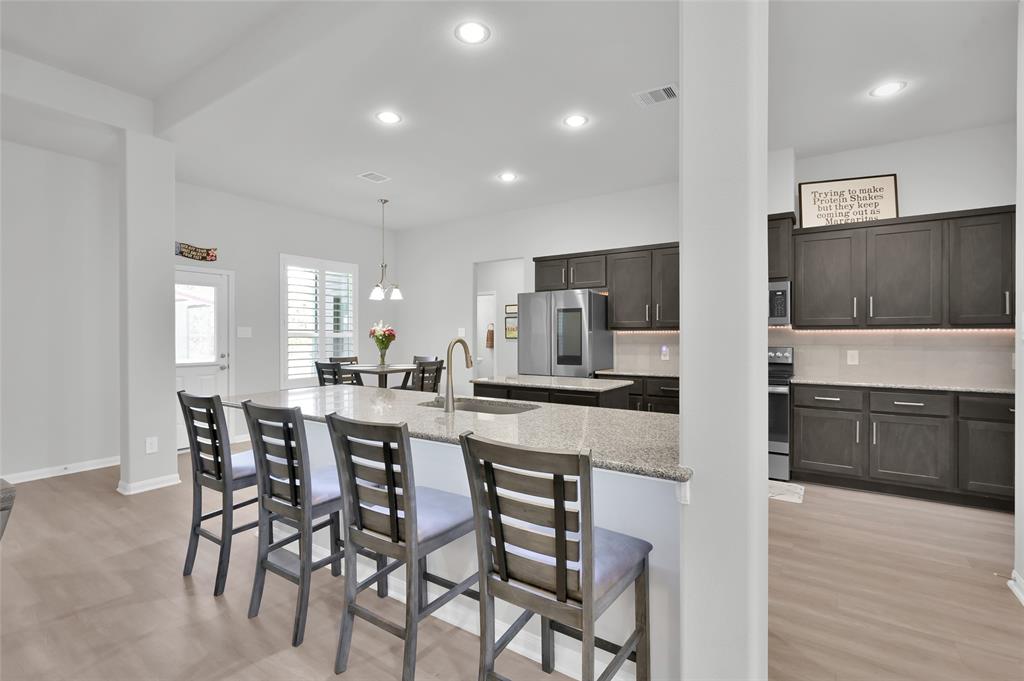 9737 Waller Street, Conroe, Texas image 6