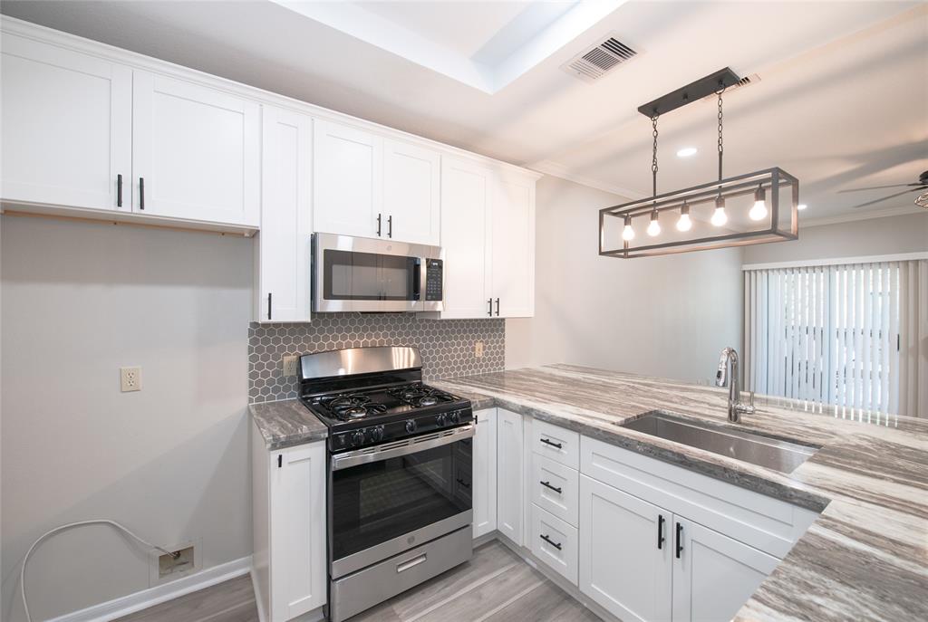 2930 Grants Lake Boulevard 2201