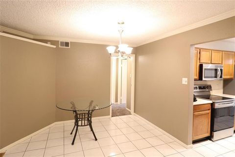 Condominium in Houston TX 3770 Lovers Wood Lane 3.jpg