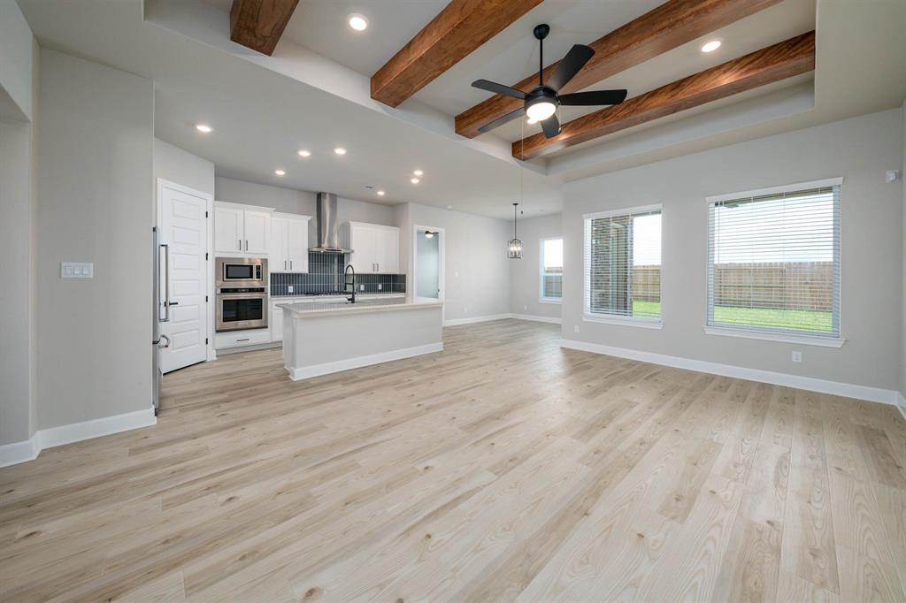 10506 Sutter Creek Drive, Iowa Colony, Texas image 2