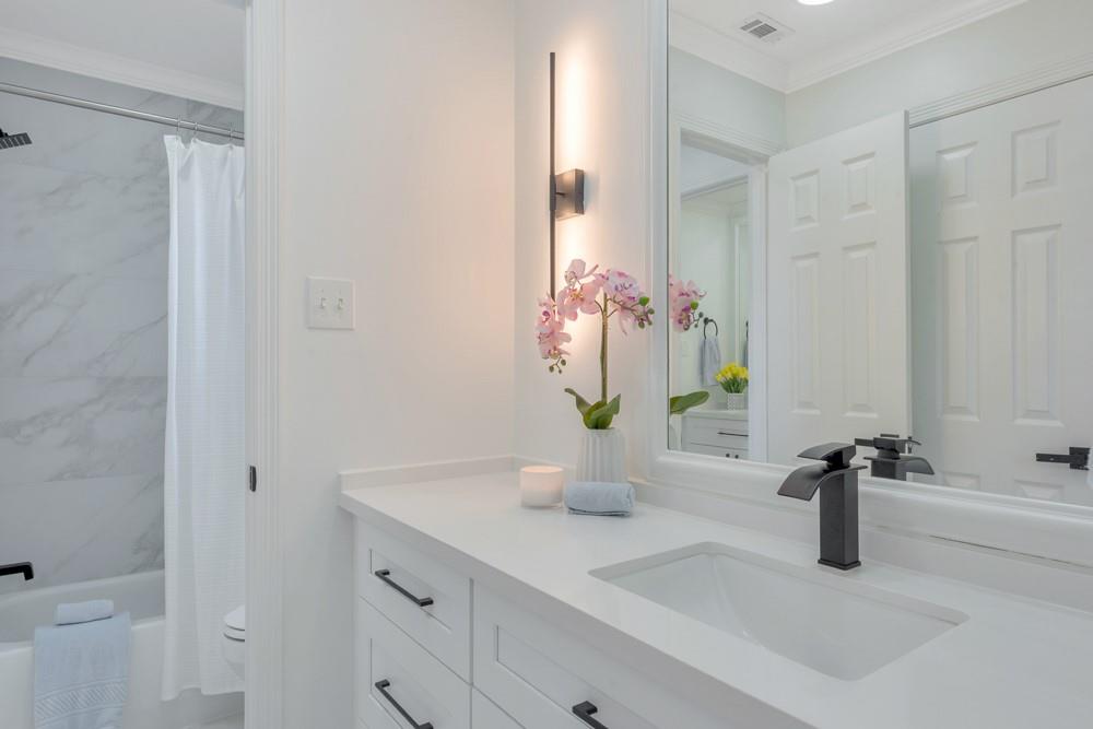 62 W Fairbranch Circle, The Woodlands, Texas image 42