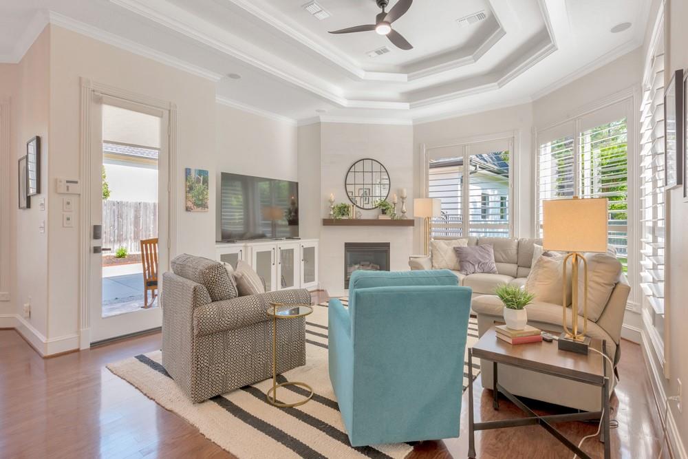 62 W Fairbranch Circle, The Woodlands, Texas image 25