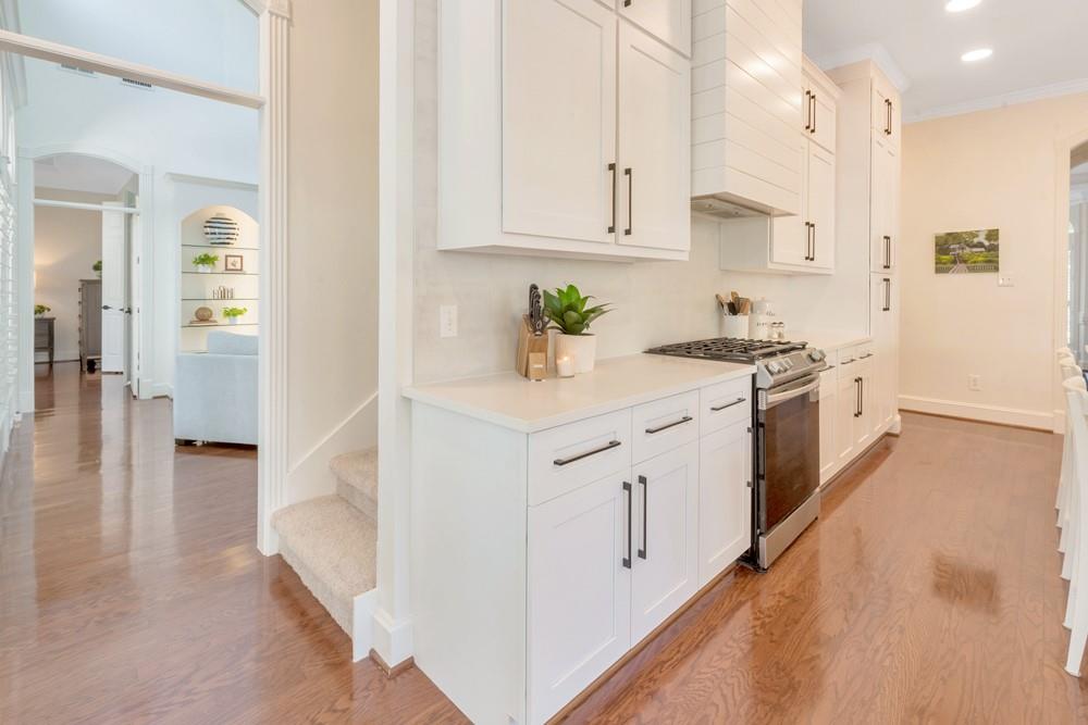 62 W Fairbranch Circle, The Woodlands, Texas image 19