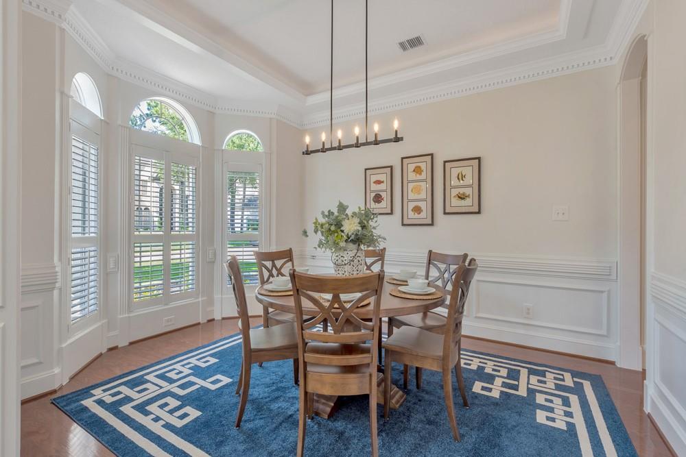 62 W Fairbranch Circle, The Woodlands, Texas image 10