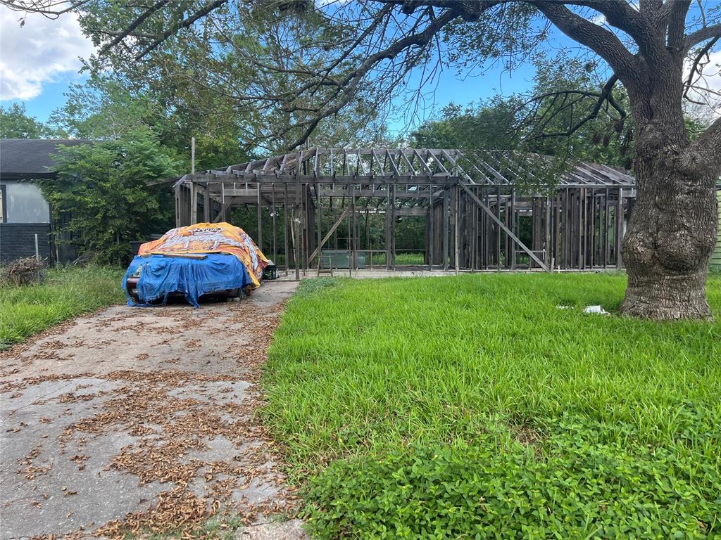 9323 Clearway Drive, Houston, Texas image 10