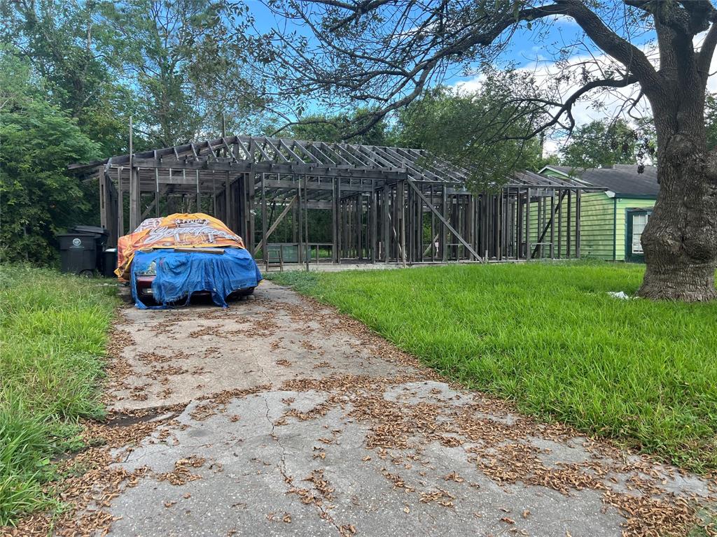 9323 Clearway Drive, Houston, Texas image 9