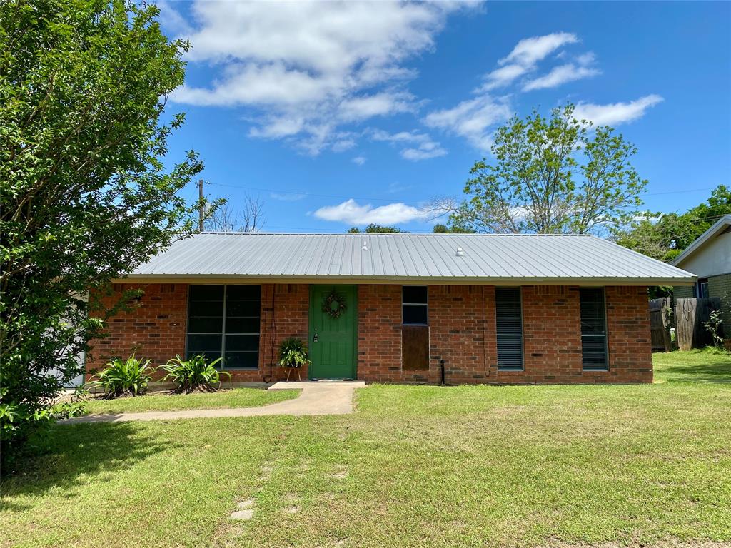 1004 Mill Creek Drive, Brenham, Texas image 1