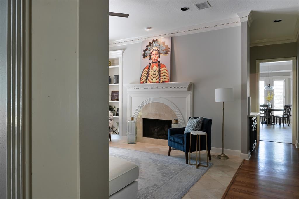 19 Stone Springs Circle, The Woodlands, Texas image 13