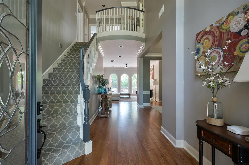 19 Stone Springs Circle, The Woodlands, Texas image 3