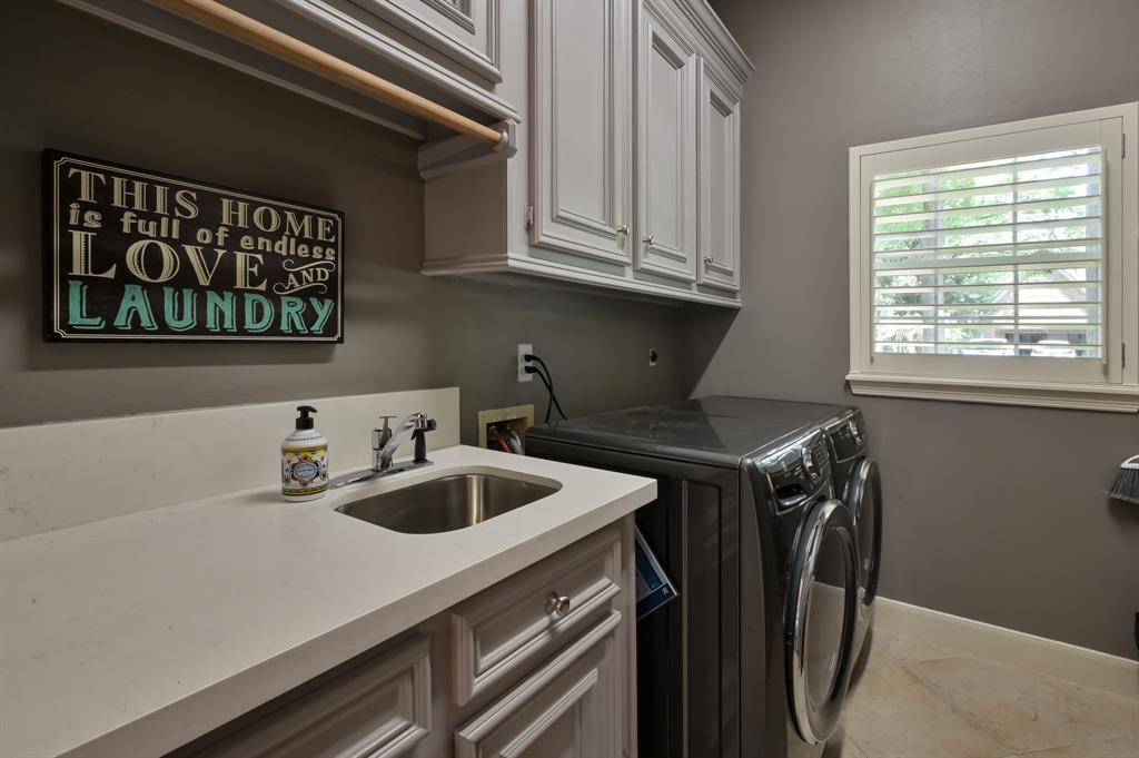 19 Stone Springs Circle, The Woodlands, Texas image 26