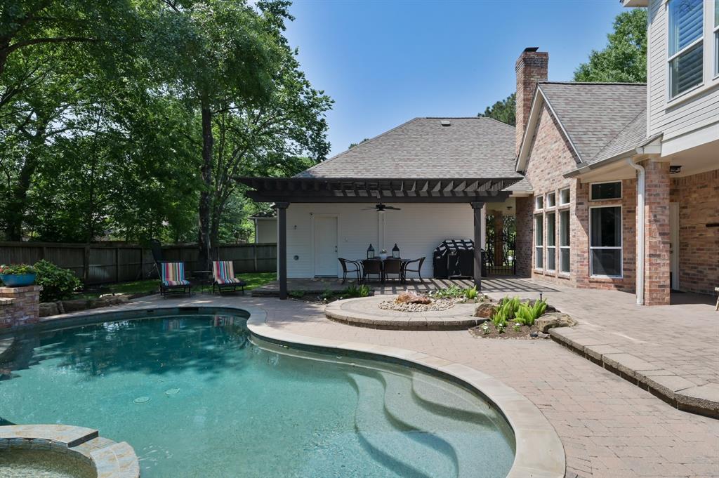 19 Stone Springs Circle, The Woodlands, Texas image 48