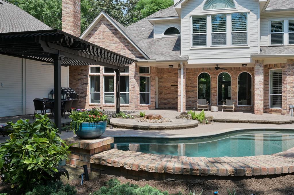 19 Stone Springs Circle, The Woodlands, Texas image 46