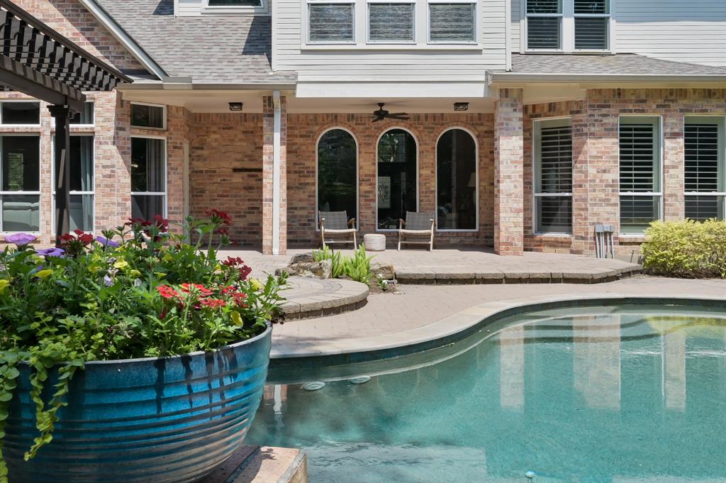 19 Stone Springs Circle, The Woodlands, Texas image 47