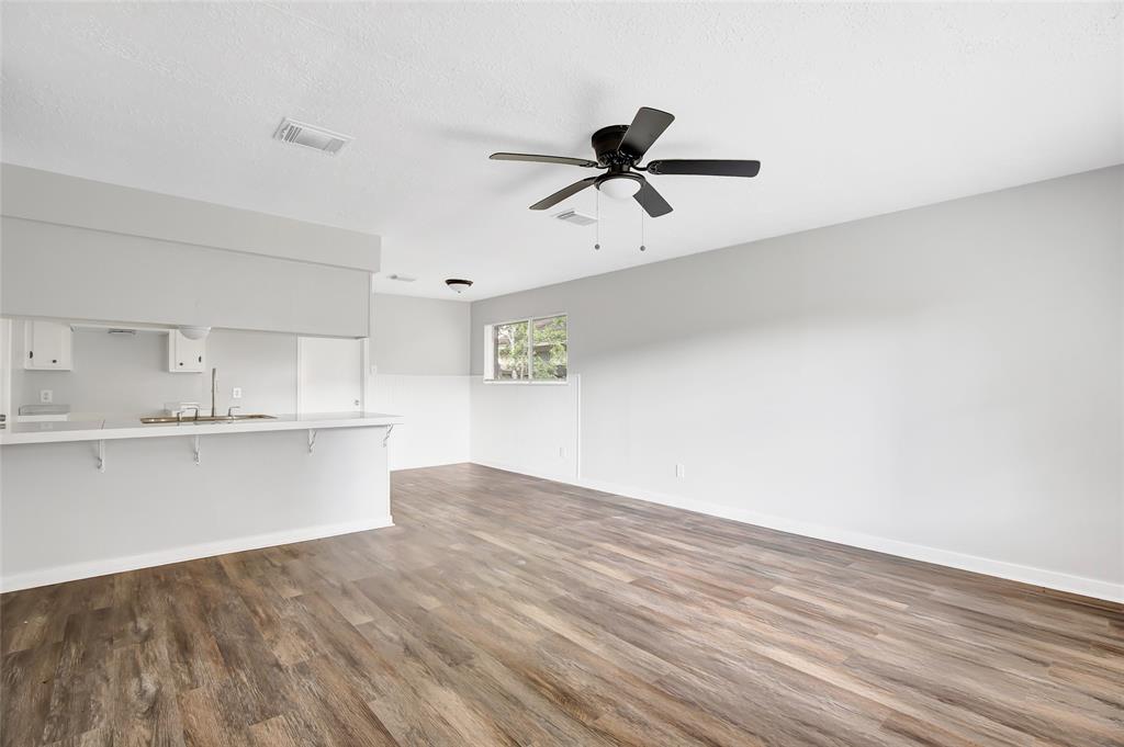 4903 Redfish Reef Drive