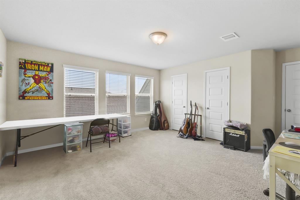 8422 Beacon Bay Circle, Baytown, Texas image 20
