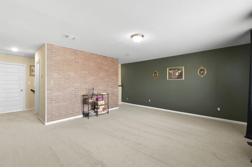 8422 Beacon Bay Circle, Baytown, Texas image 22