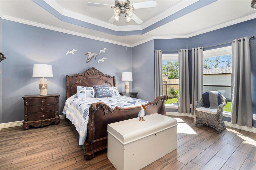1030 Bay Sky Way, Seabrook, Texas image 17