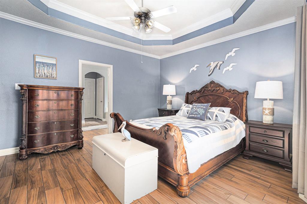 1030 Bay Sky Way, Seabrook, Texas image 16