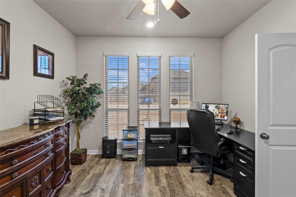 1454 Kingsgate Drive, Bryan, Texas image 5