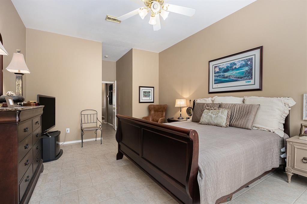 10235 Shipmans Landing Drive, Missouri City, Texas image 20