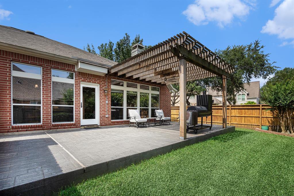 10235 Shipmans Landing Drive, Missouri City, Texas image 31