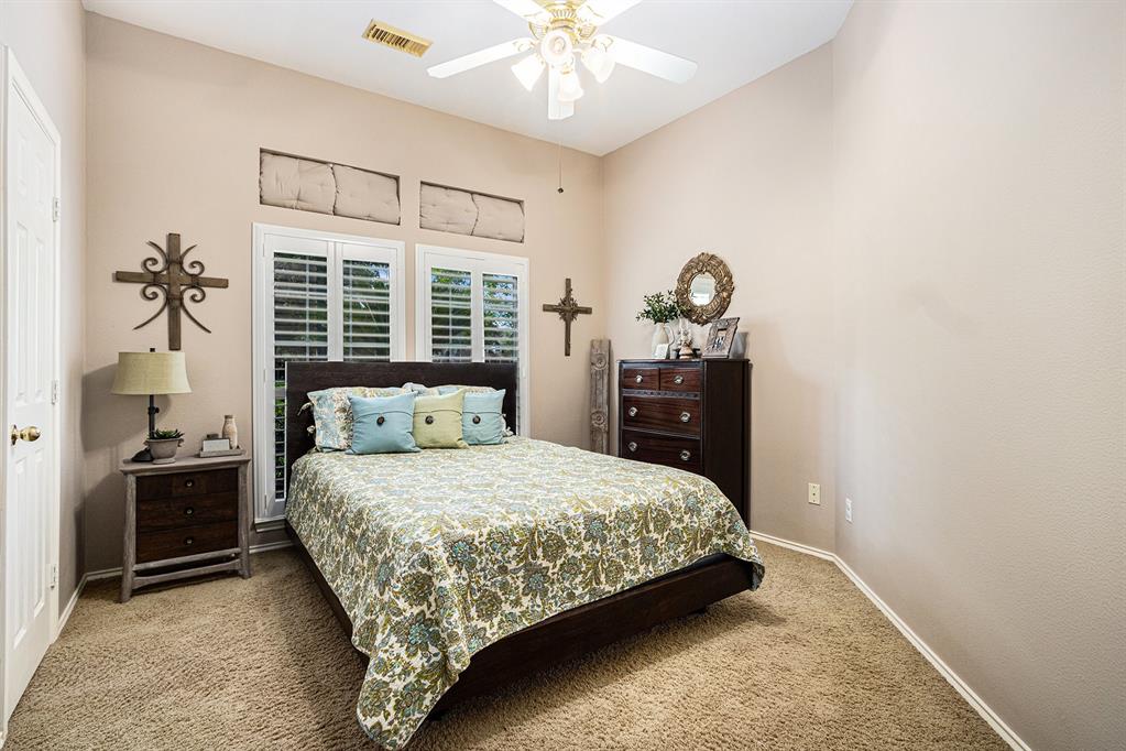 10235 Shipmans Landing Drive, Missouri City, Texas image 24