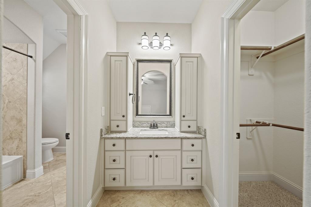 5730 Balcones Ridge Lane, Houston, Texas image 36