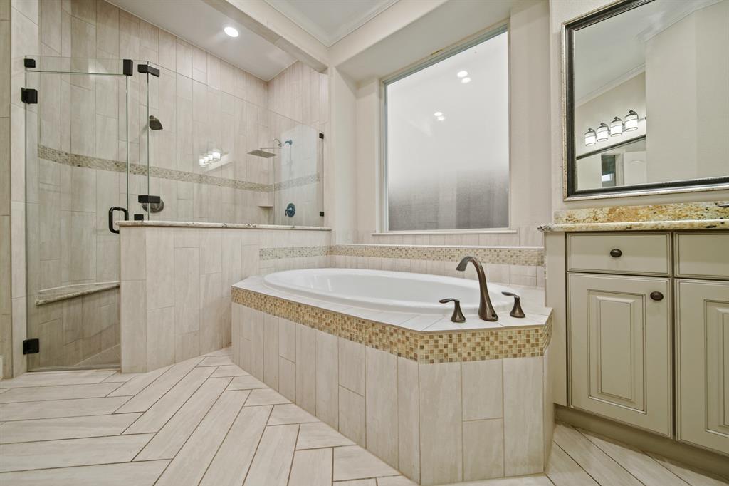5730 Balcones Ridge Lane, Houston, Texas image 28