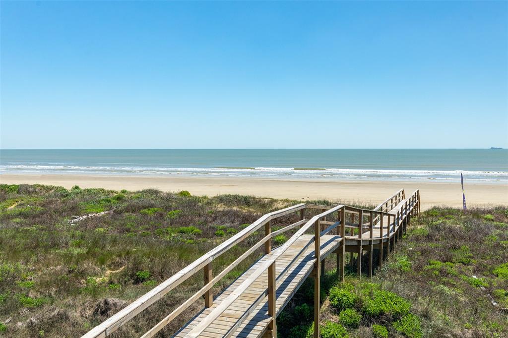 4831 Bluewater Drive, Surfside Beach, Texas image 15