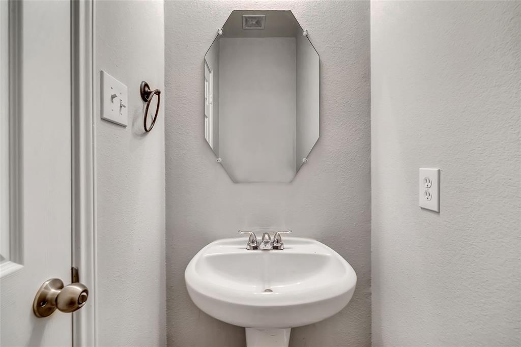 31723 Regal Park Court, Conroe, Texas image 15