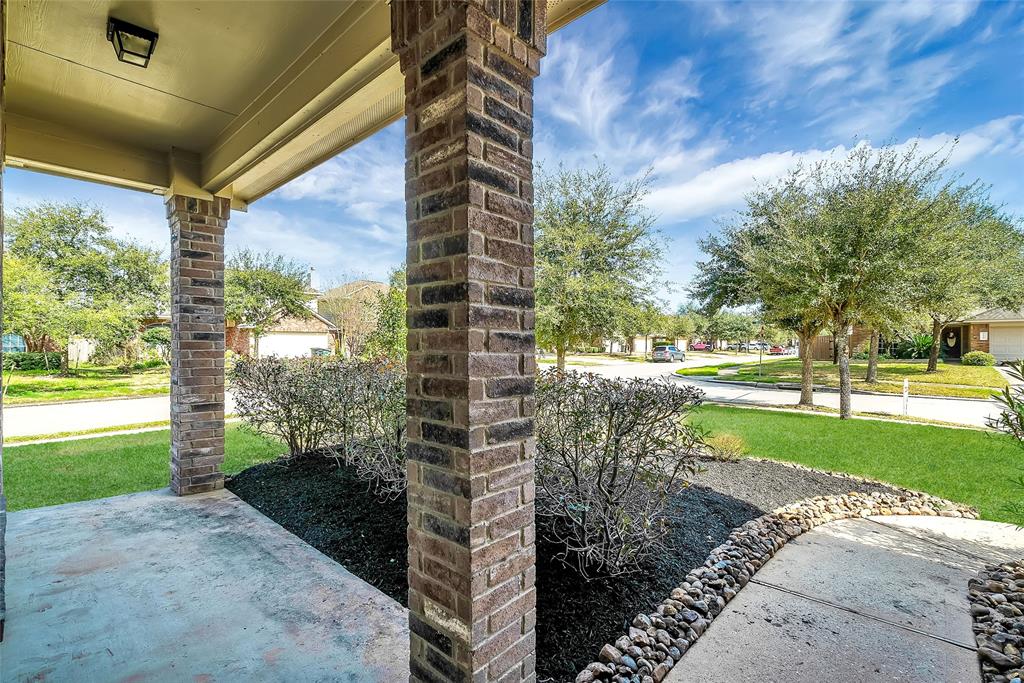 31723 Regal Park Court, Conroe, Texas image 7