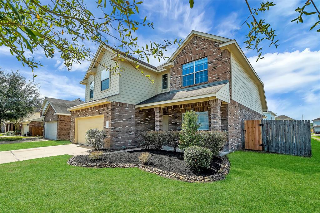 31723 Regal Park Court, Conroe, Texas image 3