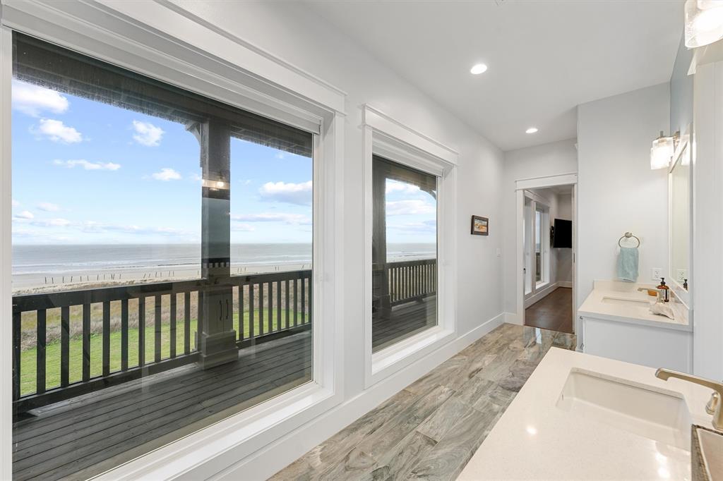 438 Seagrass, Gilchrist, Texas image 18