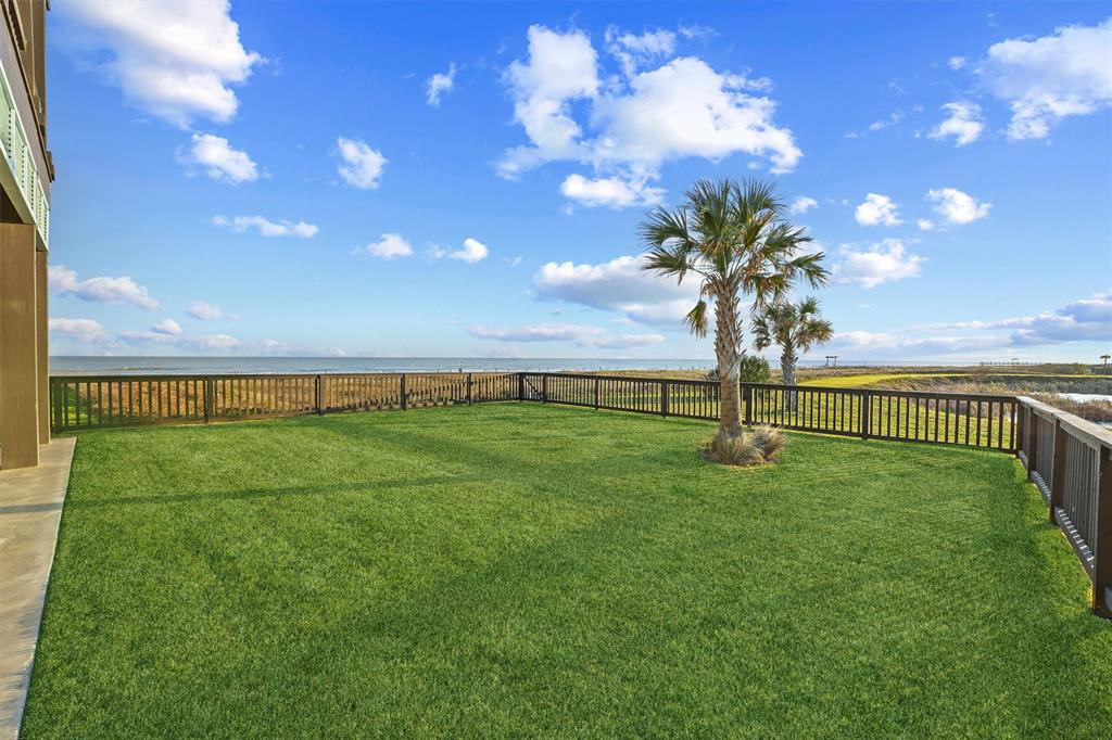 438 Seagrass, Gilchrist, Texas image 39