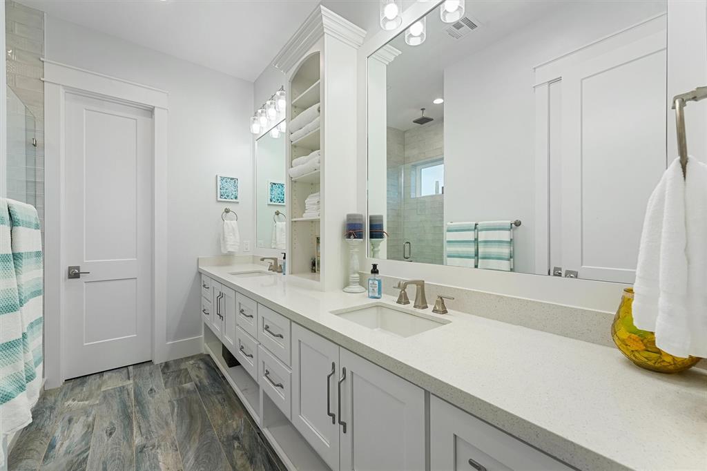 438 Seagrass, Gilchrist, Texas image 14