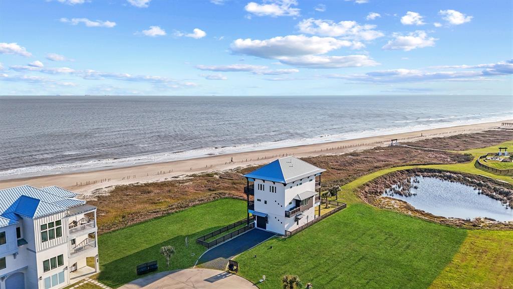 438 Seagrass, Gilchrist, Texas image 1