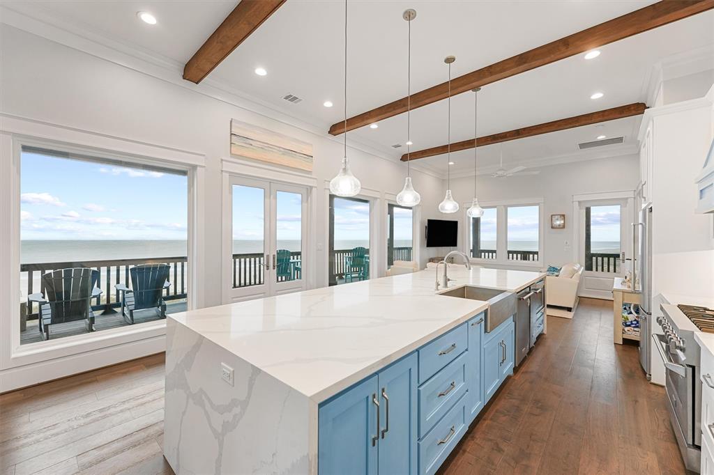 438 Seagrass, Gilchrist, Texas image 5