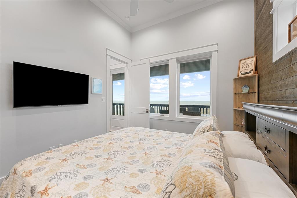 438 Seagrass, Gilchrist, Texas image 13