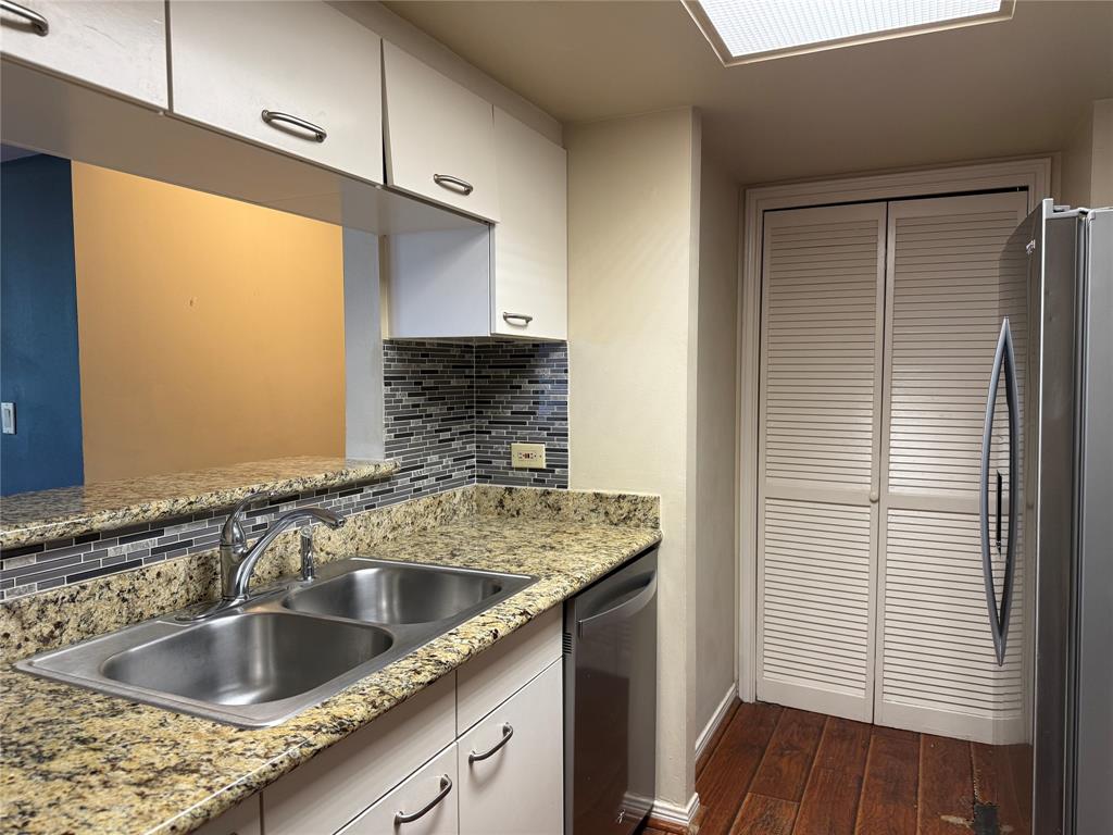 3525 Sage Road #304, Houston, Texas image 5