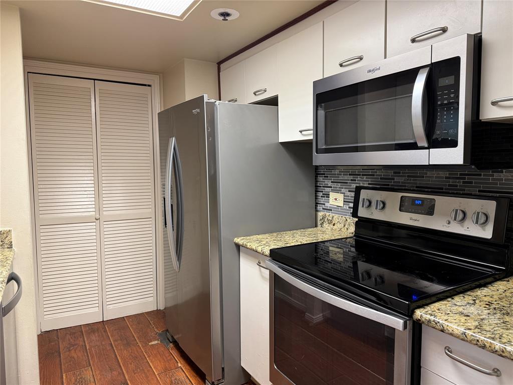 3525 Sage Road #304, Houston, Texas image 4
