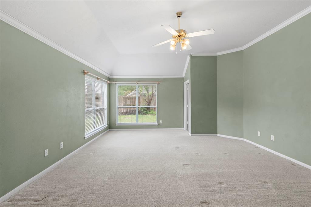 8815 Sunny Ridge Drive, Houston, Texas image 25