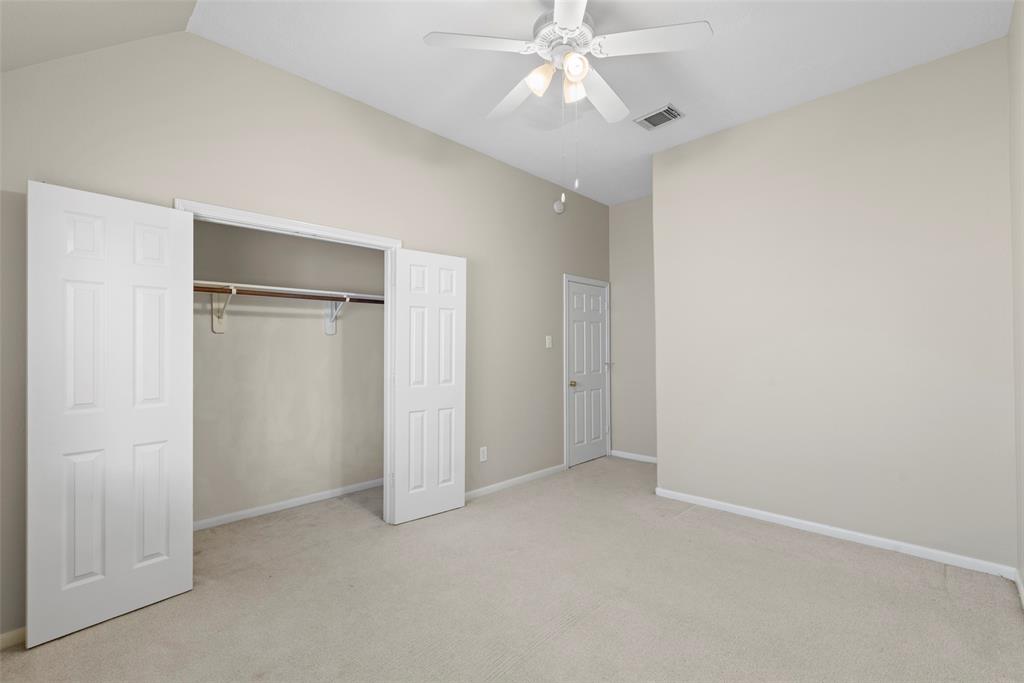 8815 Sunny Ridge Drive, Houston, Texas image 24