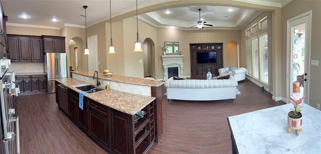 34315 E Short Leaf Pine Court Court, Pinehurst, Texas image 13