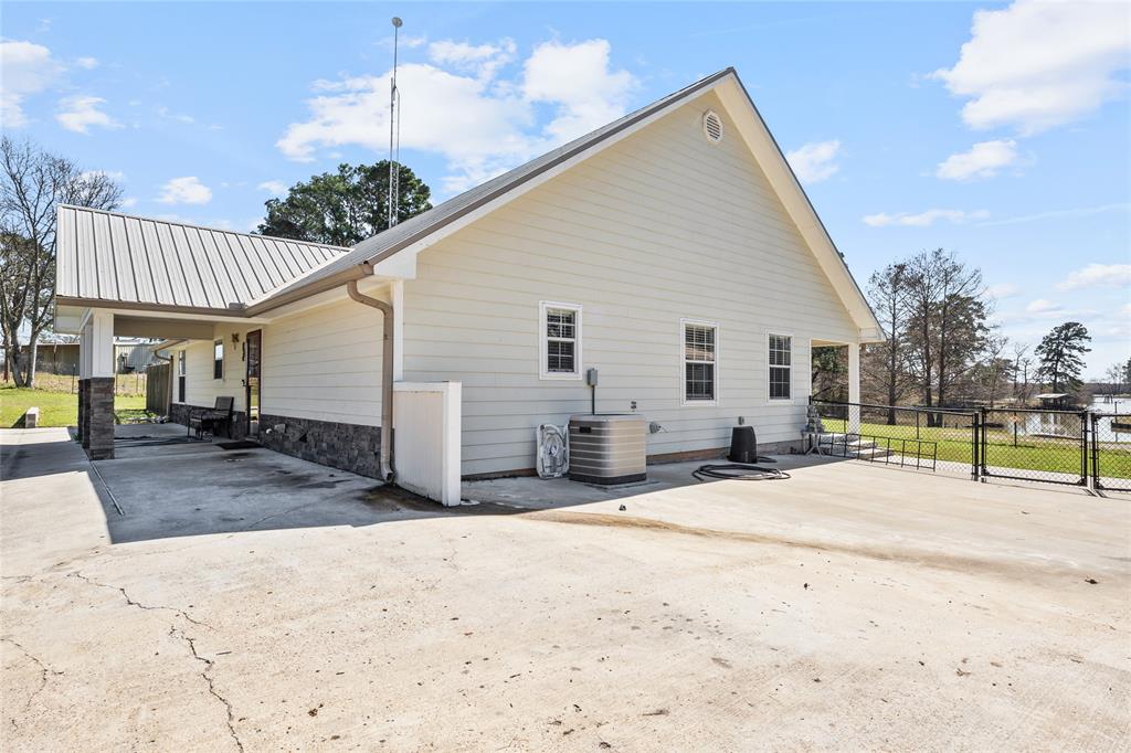 6776 Fm 356, Trinity, Texas image 7