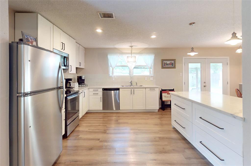 15111 Cypress Ridge Drive, Cypress, Texas image 4