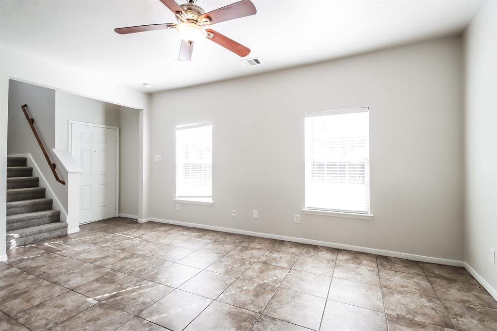 1245 Verde Trails Drive, Houston, Texas image 4