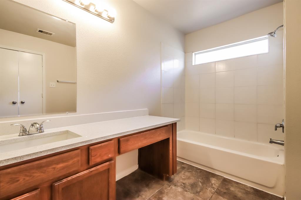 1245 Verde Trails Drive, Houston, Texas image 15